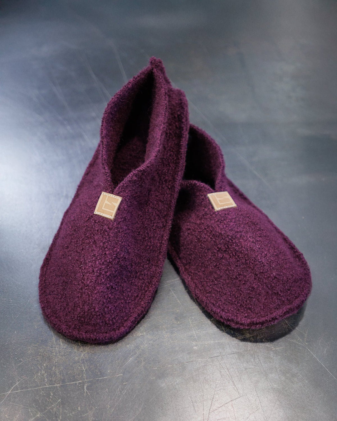 Boiled Wool Slippers, Aubergine - pirkko. LIISA SALMIVAARA