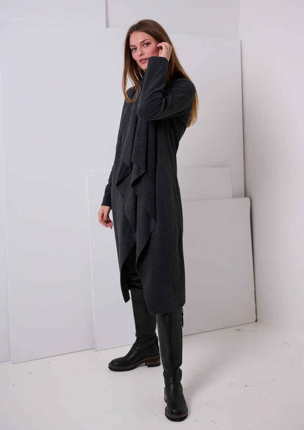 Henriette Cozy Long Fleece Cardigan | Soft Black - pirkko. HENRIETTE STEFFENSEN