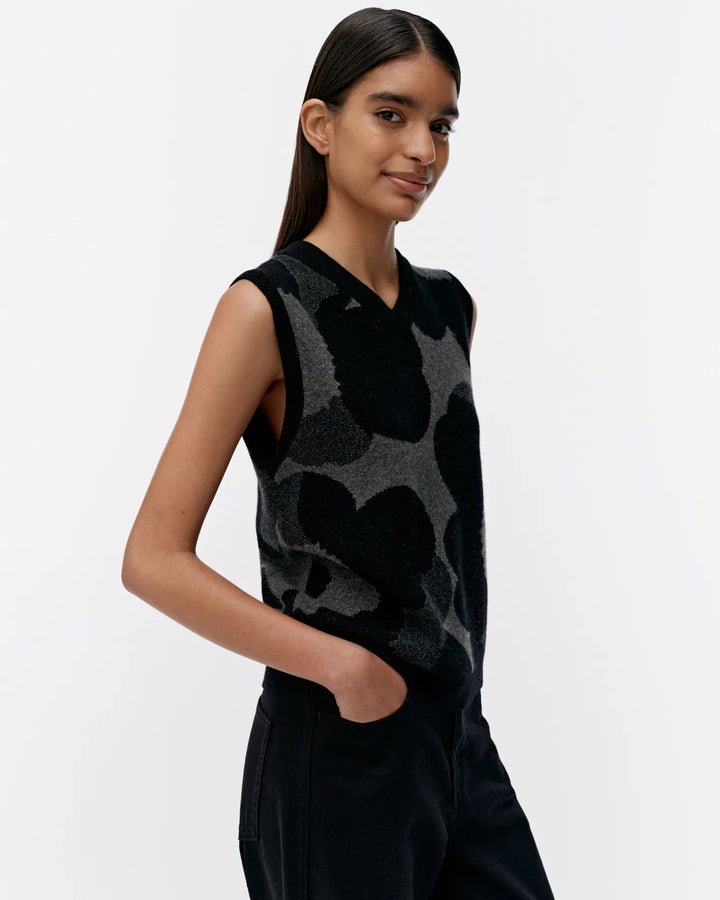 Joukko Unikko Cashmere Sweater Vest | Black, Charcoal - pirkko. Marimekko