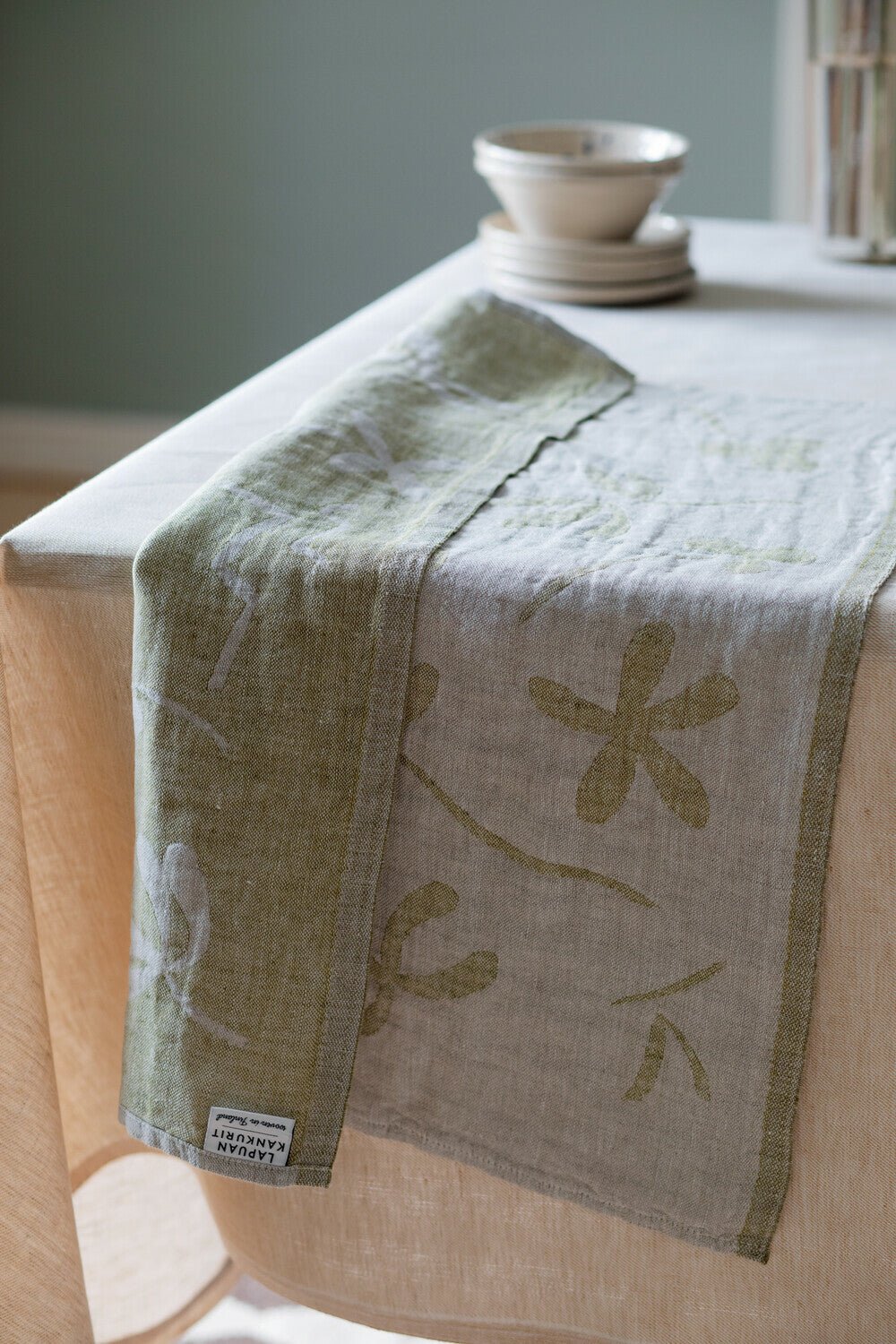 Lapuan Kankurit | Friida Washed Linen Tea Towel | Linen/Green - pirkko. Lapuan Kankurit