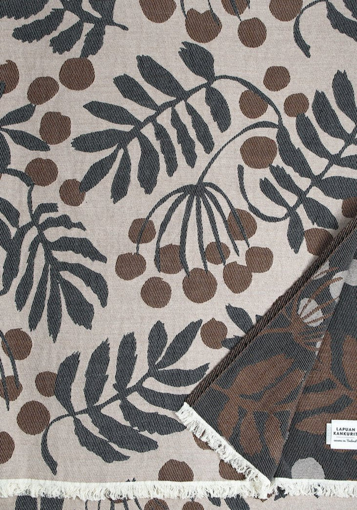 Lapuan Kankurit | Pihappu Throw | Beige, Brown, Black | 51 x 67" - pirkko. Lapuan Kankurit