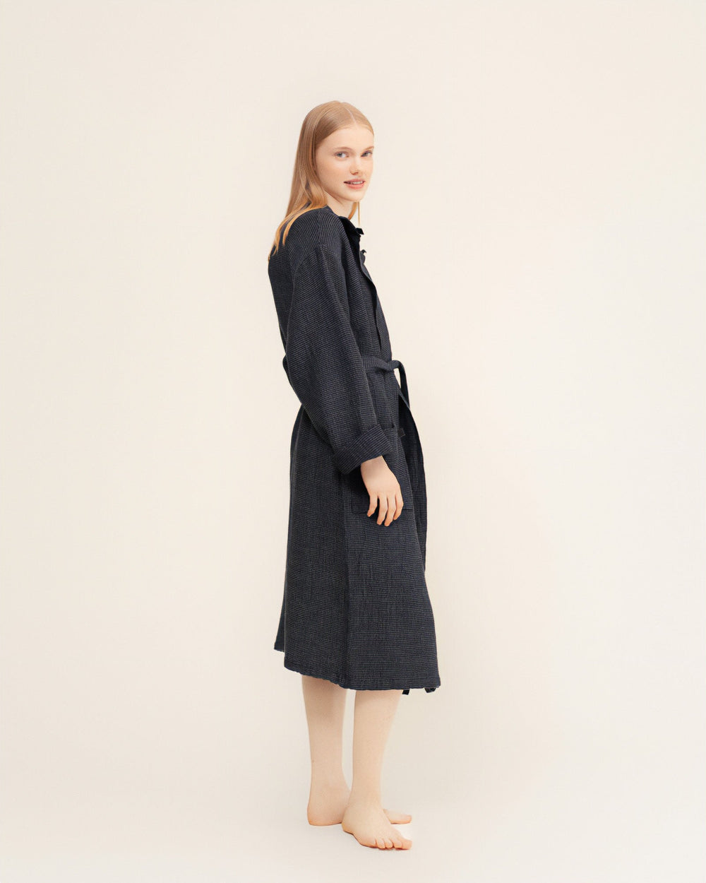 Lapuan Kankurit | Terva Bathrobe | Black/Graphite - pirkko. Lapuan Kankurit