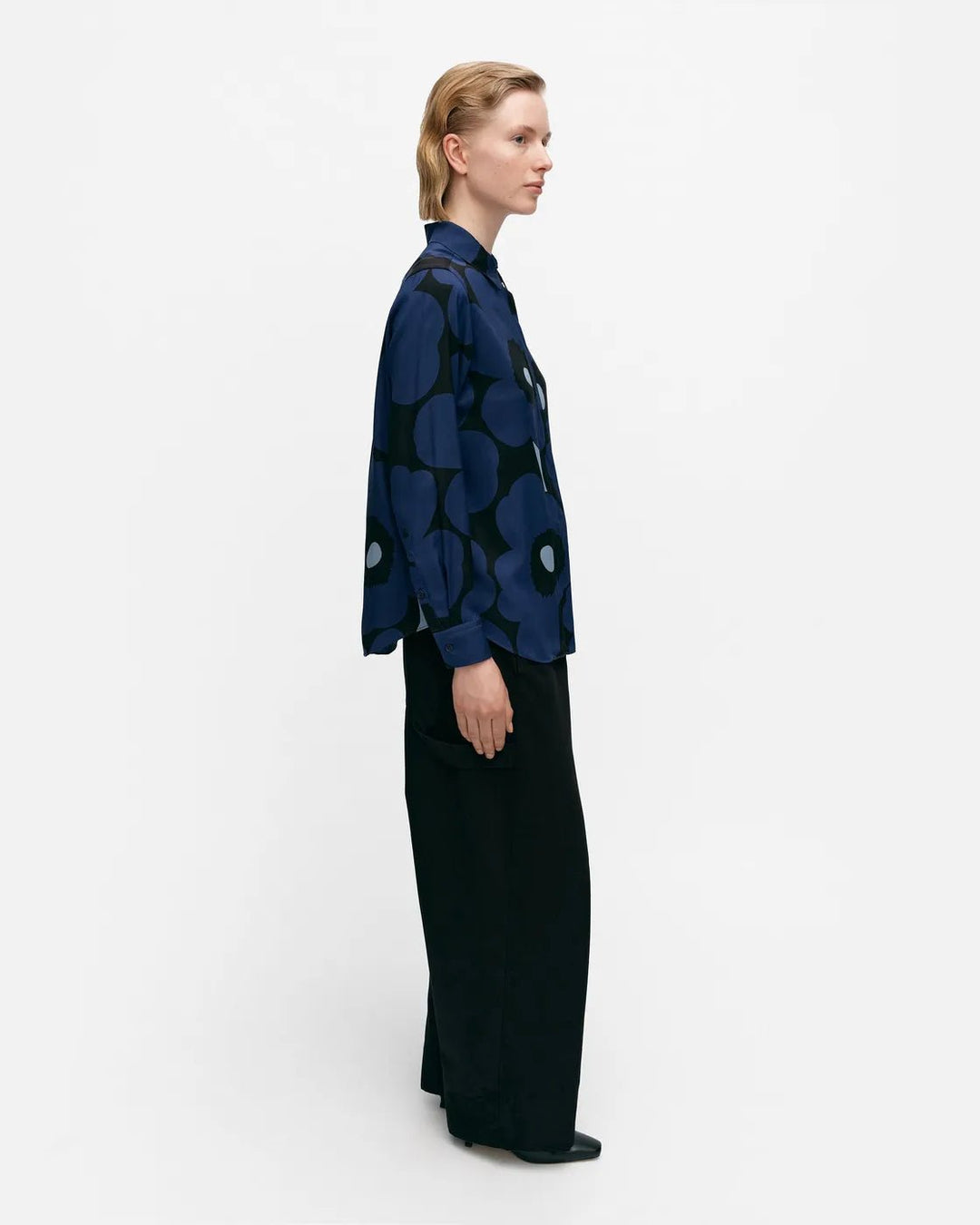 Maija Unikko Stretch Silk Shirt | Dark Blue/Black - pirkko. Marimekko