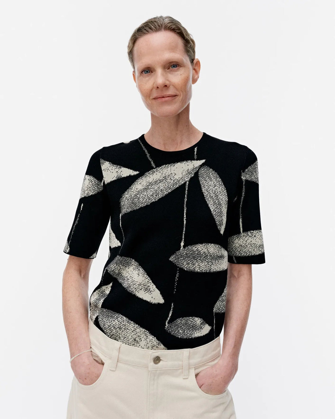 Marimekko | Valittu Paju Knit Pullover | Black, Light Sand - pirkko. Marimekko