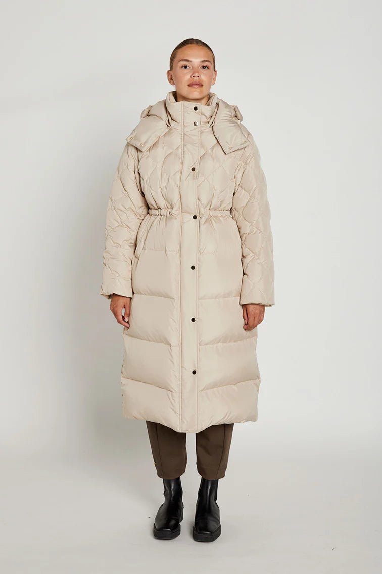 PBO | Dina Down Coat | Light Sand - pirkko. PBO