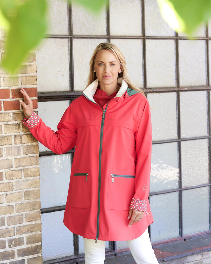 Regn Felina Raincoat | Coral Red - pirkko. Regn