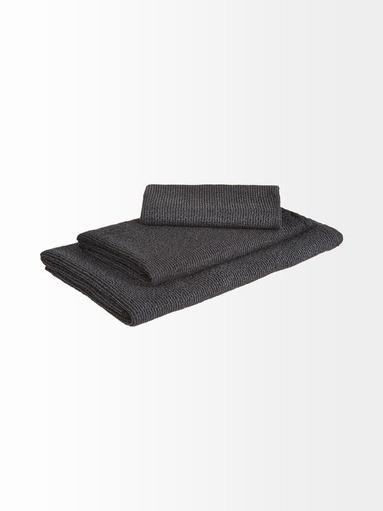 Terva Hand Towel, Black/Graphite - pirkko. Lapuan Kankurit